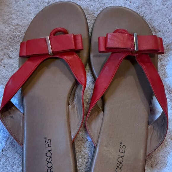 Aerosoles Women's Red Sandals - Size 9 (Perfect Condition) - Picture 1 of 3